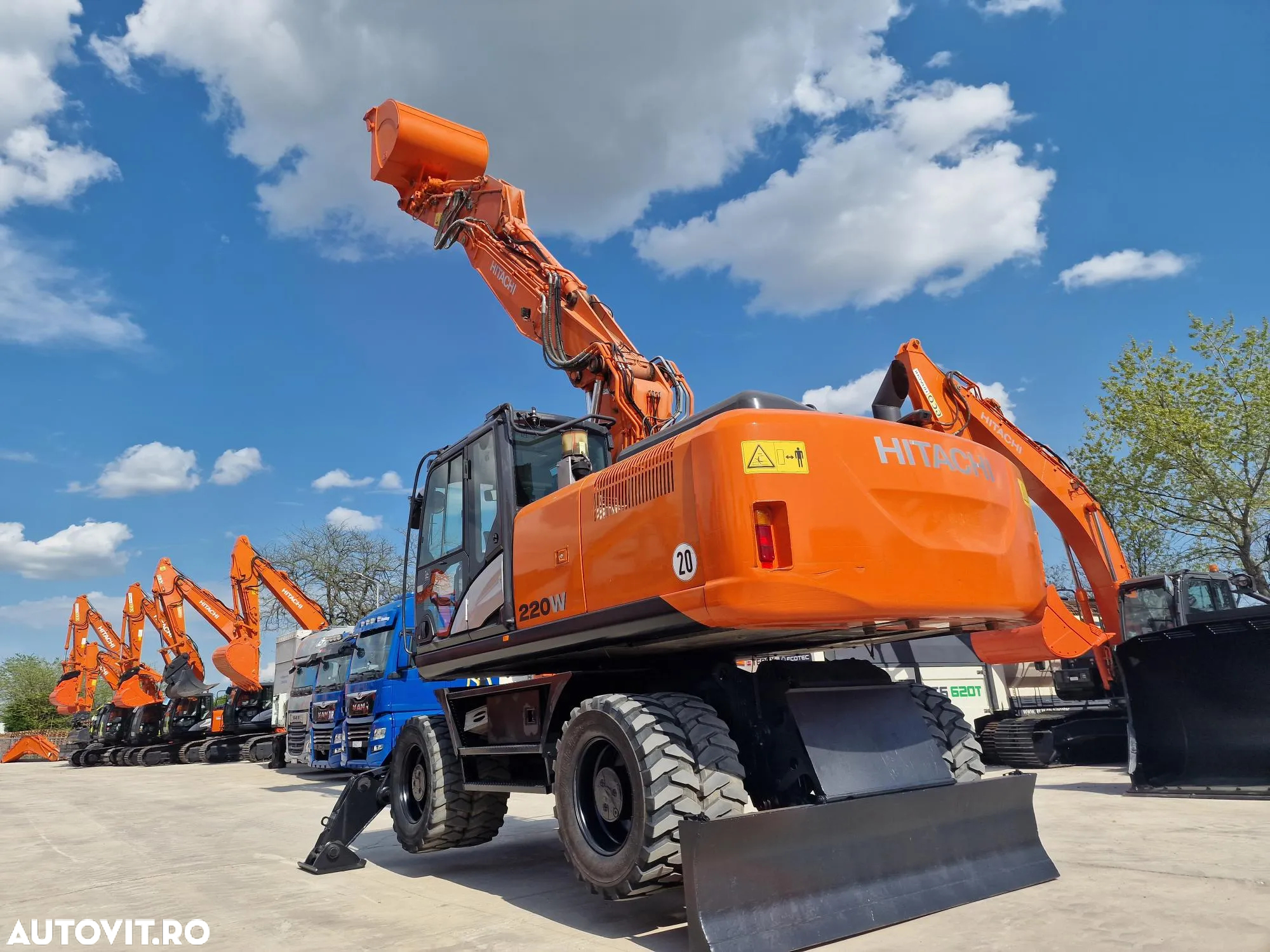 Hitachi ZX220W-6, 22tone, 2019, 4.844h, Cupa NOUA 1,3mc, LAMA si CALE, 3 BRATE excavare, Inst picon, a doua inst hidr, Gresare automata, posibilitate leassing 4 ani, CA NOU, PROMOTIE 109.900 EUR+Tva - 39