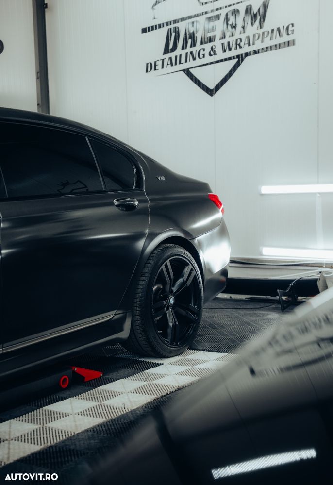 BMW M7 M760Li xDrive - 3