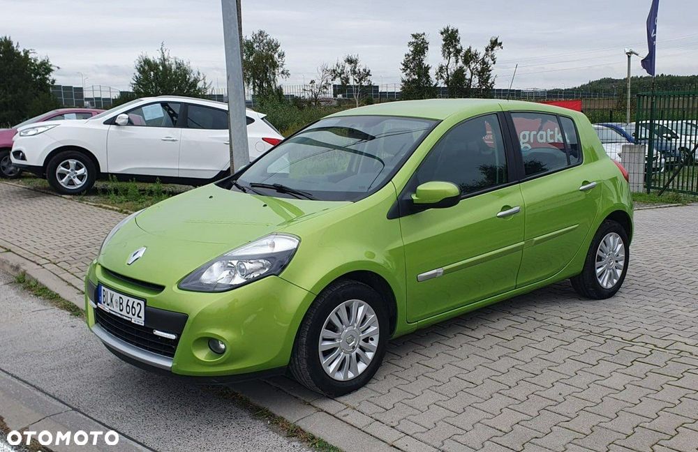 Renault Clio - 2