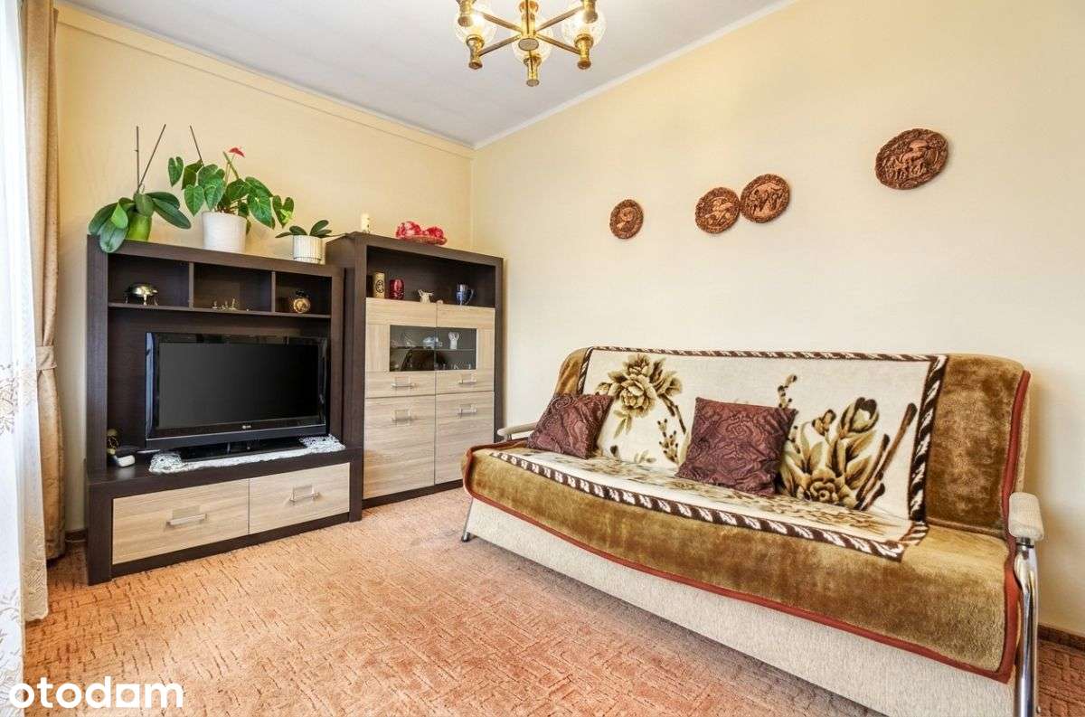 Rondo Sybiraków | Podjazd dla niepełnosprawnych