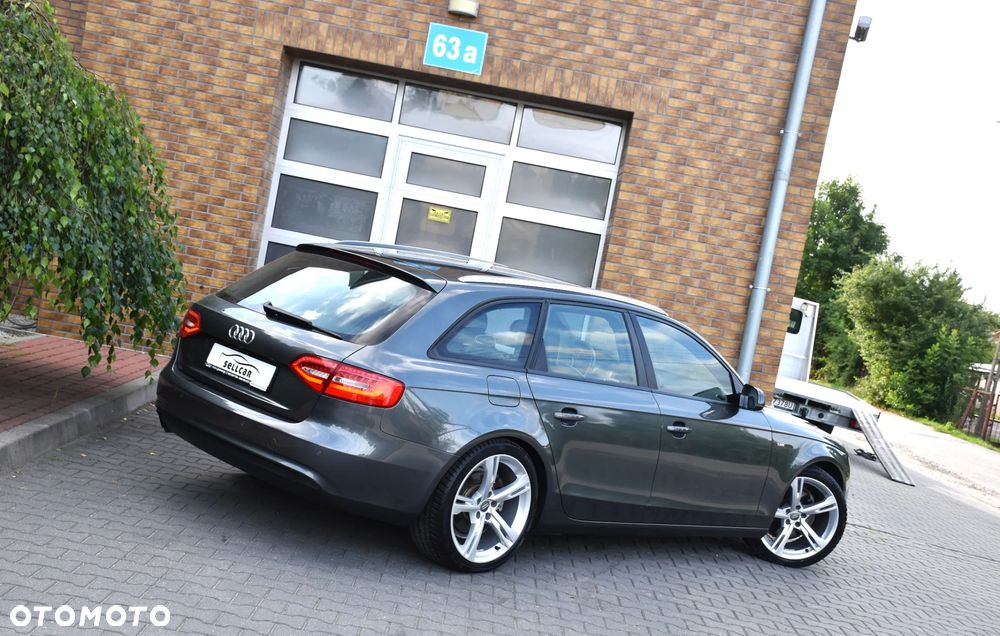 Audi A4 Avant 2.0 TDI DPF multitronic S line Sportpaket - 27