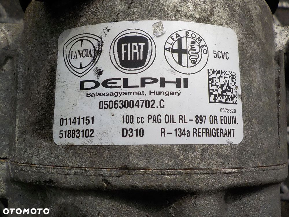FIAT 500L SPRĘŻARKA POMPA KLIMATYZACJI 51883102 - 2