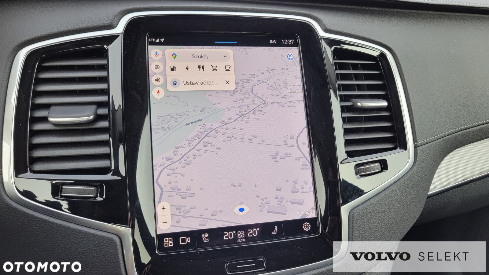 Volvo XC 90 - 30