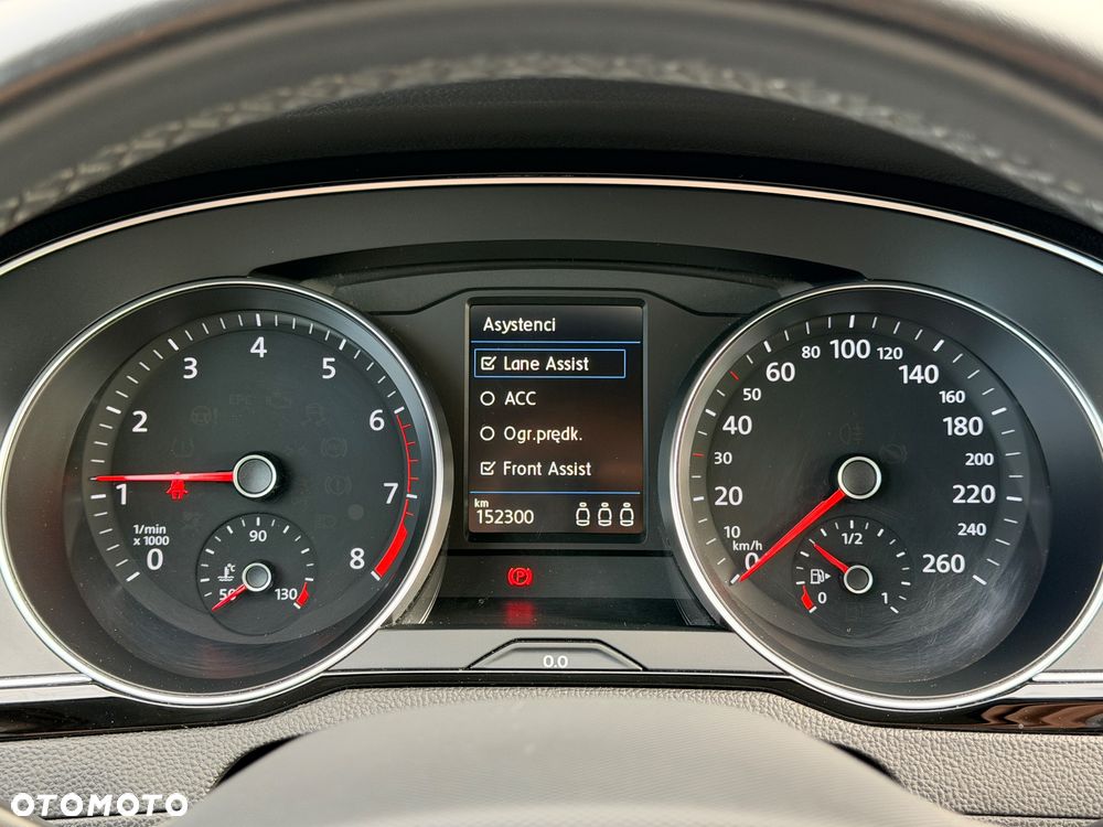 Volkswagen Passat ver-1-5-tsi-evo-business-dsg - 26