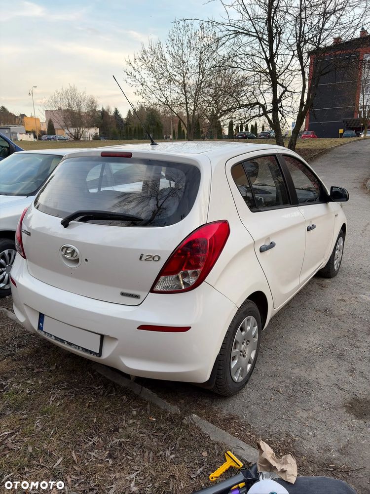Hyundai i20 1.1 CRDi Classic + - 5