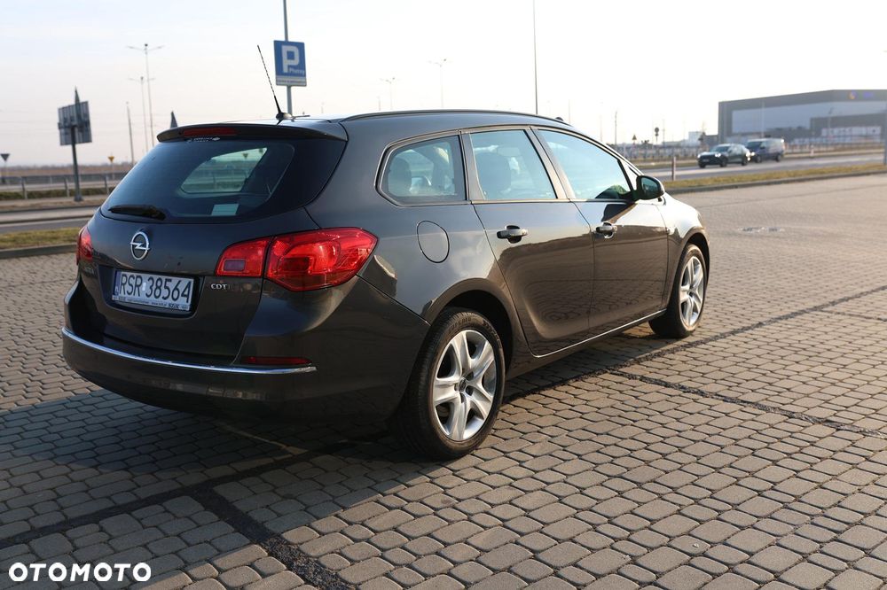 Opel Astra 1.7 CDTI DPF Cosmo - 6