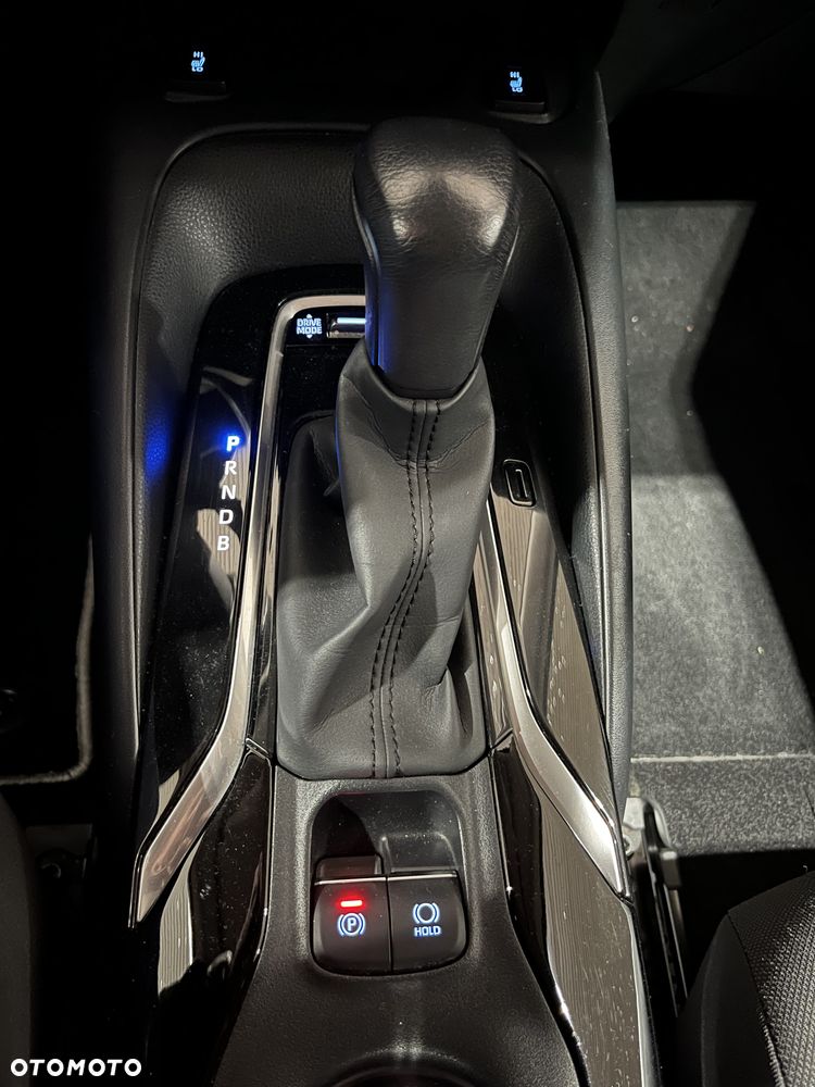 Toyota Corolla 1.8 Hybrid Comfort - 13