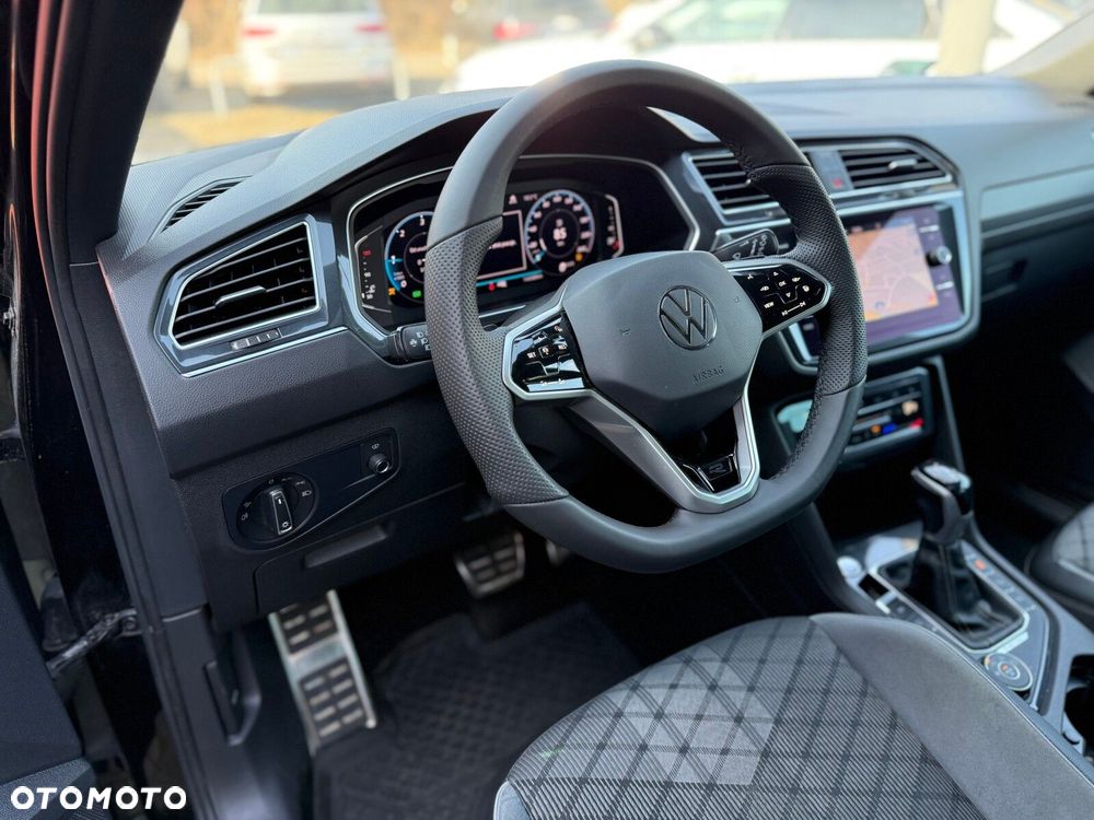 Volkswagen Tiguan 2.0 TDI SCR 4Mot R-Line DSG - 19