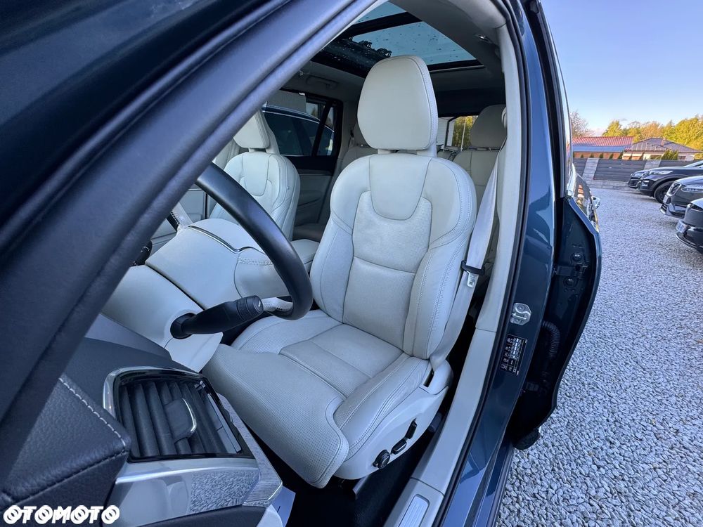 Volvo XC 90 B5 D AWD Geartronic Inscription - 28