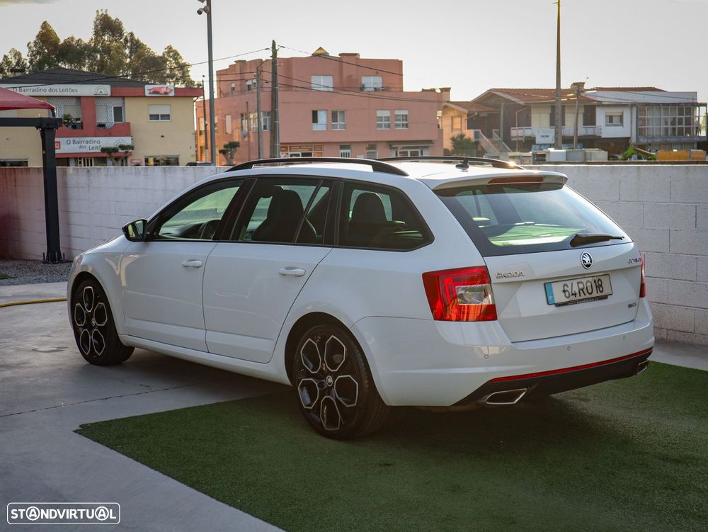 Skoda Octavia Break 2.0 TDI RS DSG - 9
