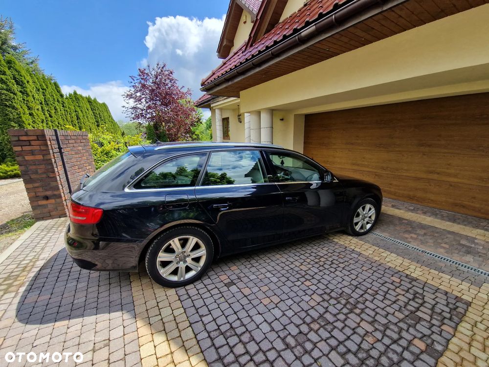 Audi A4 Avant 2.0 TDI e DPF Ambiente - 8