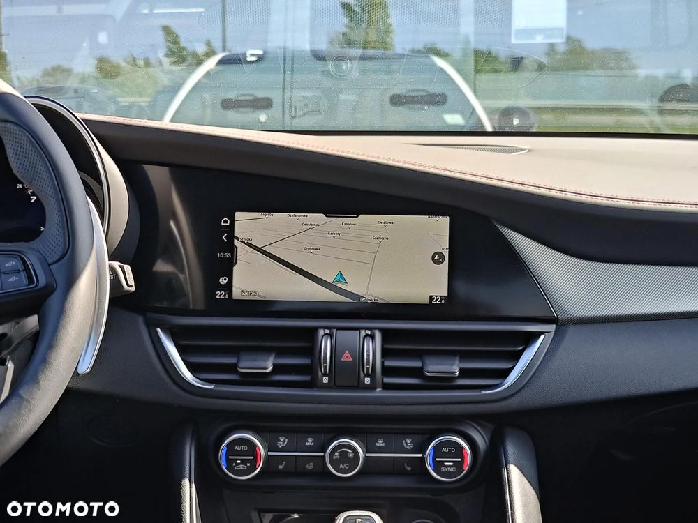 Alfa Romeo Giulia - 13