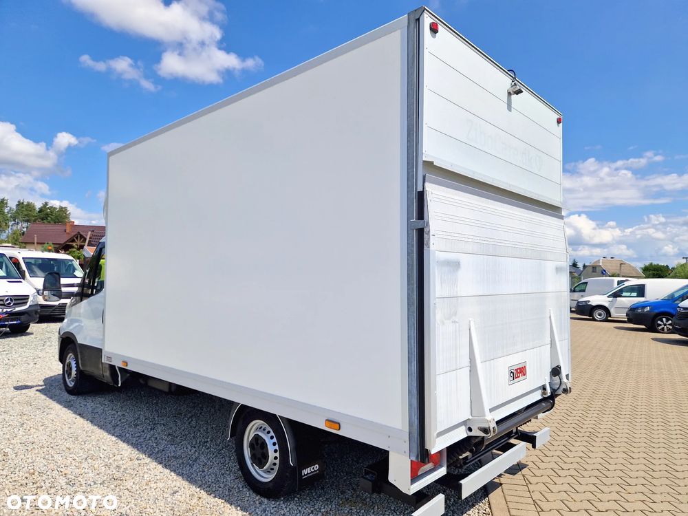 Iveco 35S16 2,3 HPI 160 KONNY KONTENER 4,2M WINDA KLIMA WEBASTO KAMERA 8 BIEGOWY HIMATIC 4,1M ROZSTAW OSI IDEALNY - 3