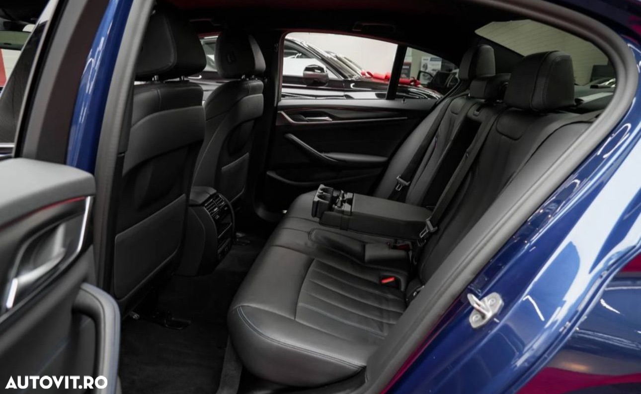 BMW Seria 5 520i AT MHEV - 11