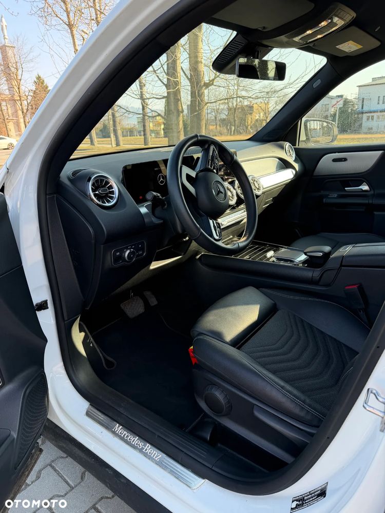 Mercedes-Benz GLB 250 4-Matic Progressive 8G-DCT - 8