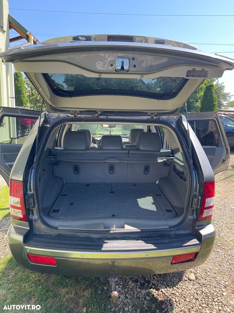 Jeep Grand Cherokee - 14