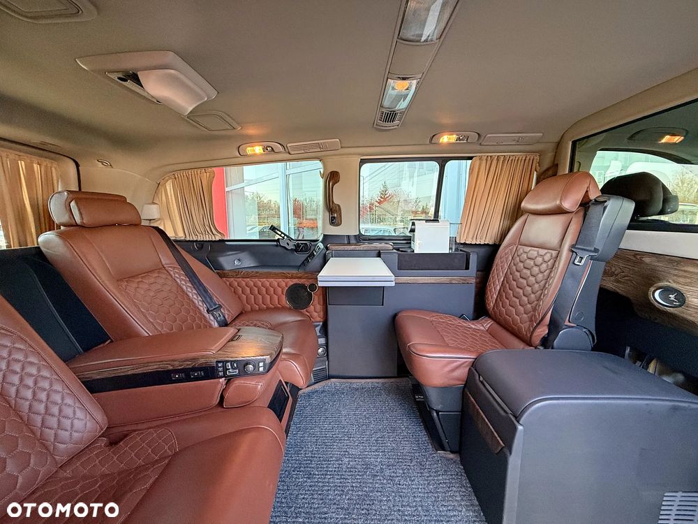 Mercedes-Benz Viano 2.2 CDI DPF extralang 4Matic Automatik Ambiente Edition - 2