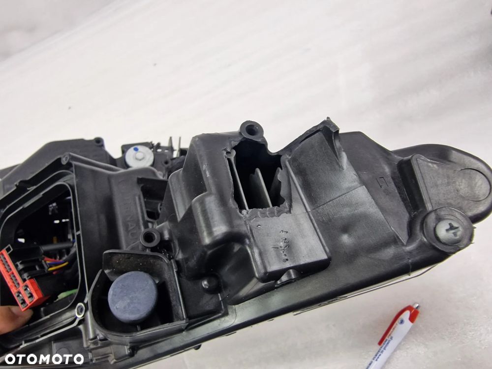 RENAULT ZOE LIFT LEWA / PRAWA LAMPA PRZEDNIA PRZÓD FULL LED PAKIET OŚMIU LAMP , NR 260100279R / 260102384R / 260609388R / 260602157R , NR AUKCJI LA742 - 30