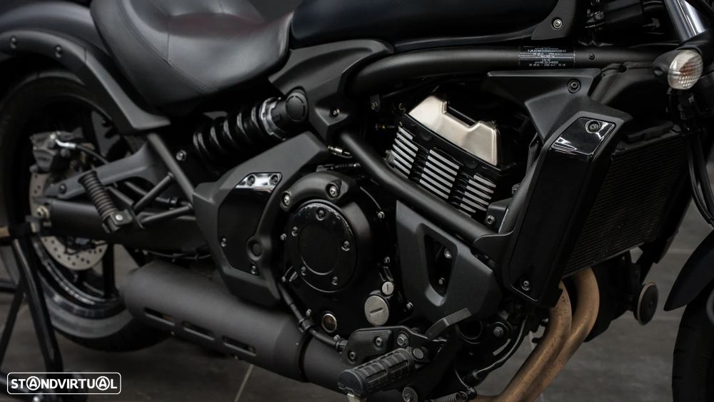 Kawasaki Vulcan 650 S - 8