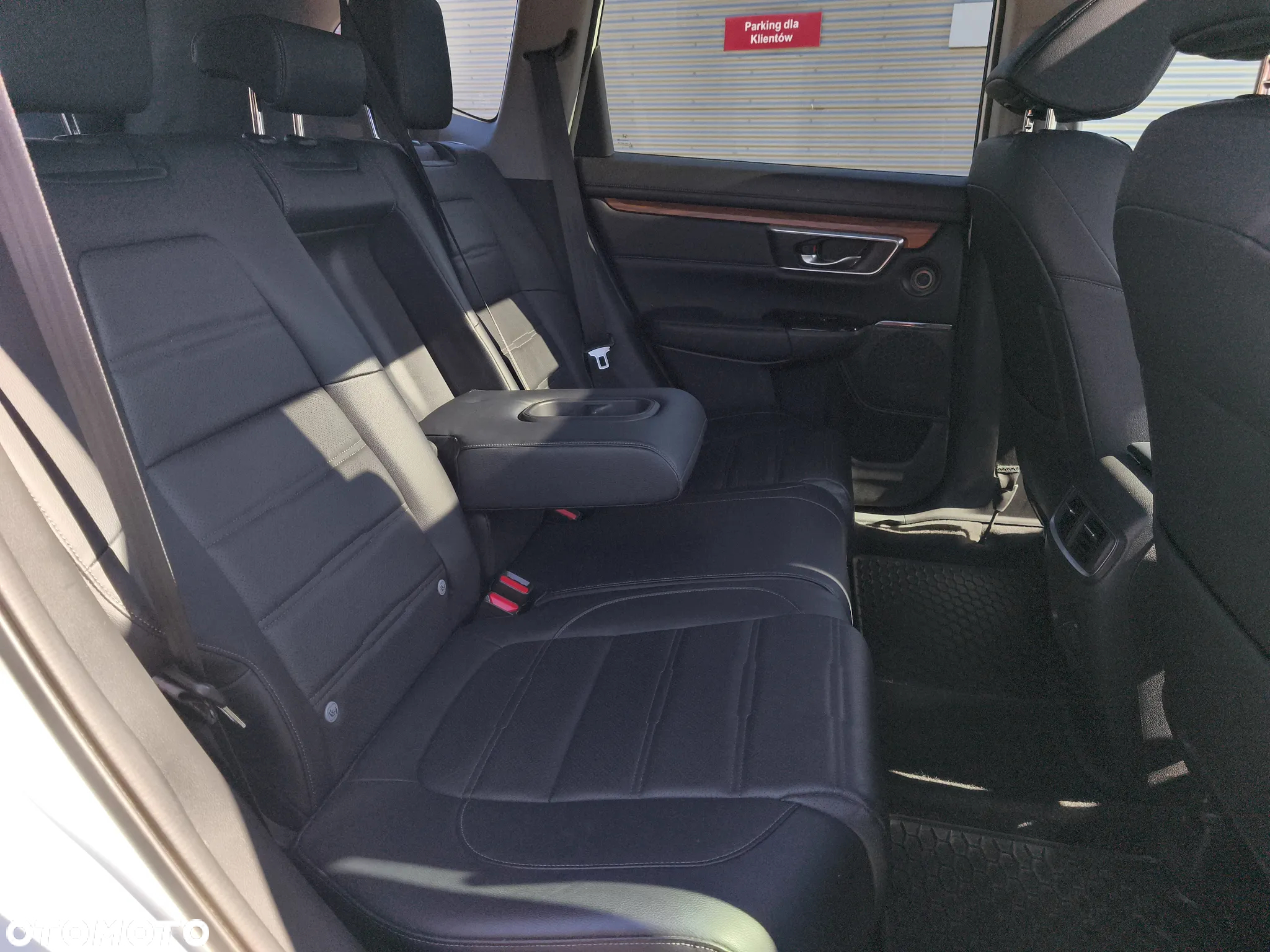 Honda CR-V 1.5 Executive (Honda Connect+) CVT - 11
