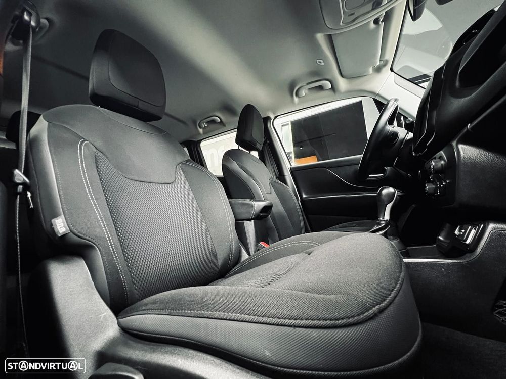 Jeep Renegade 1.6 MJD Limited DCT - 30