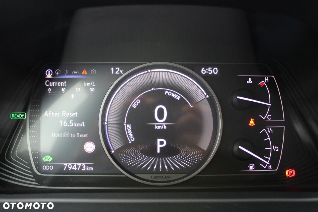 Lexus UX - 29