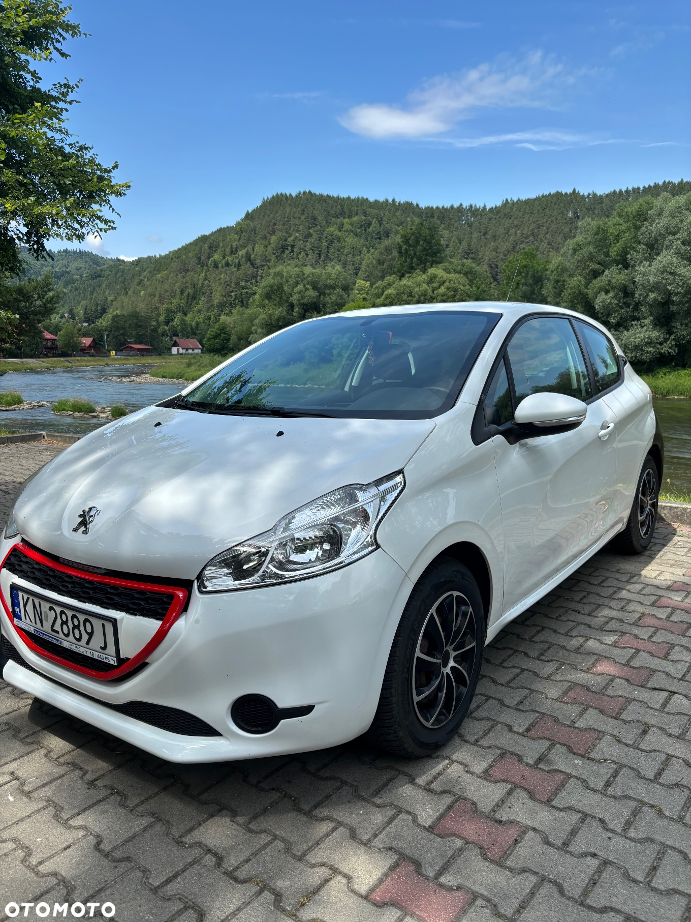 Peugeot 208 - 2