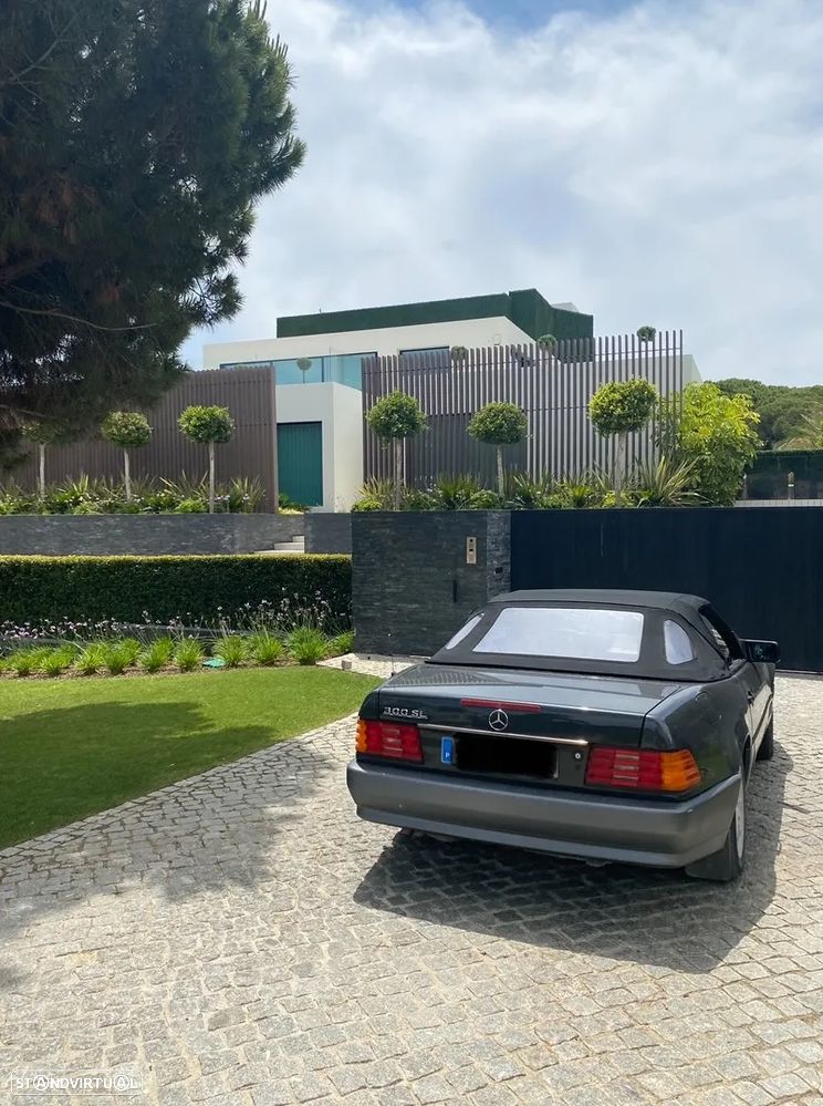 Mercedes-Benz SL 300 SE - 11