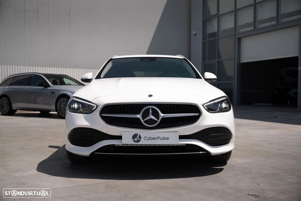 Mercedes-Benz C 300 e Avantgarde - 4