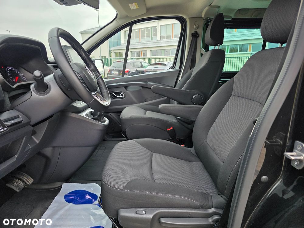 Renault Trafic - 22
