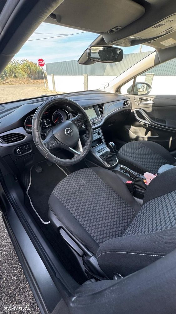 Opel Astra Sports Tourer 1.5 D Design & Tech S/S - 22