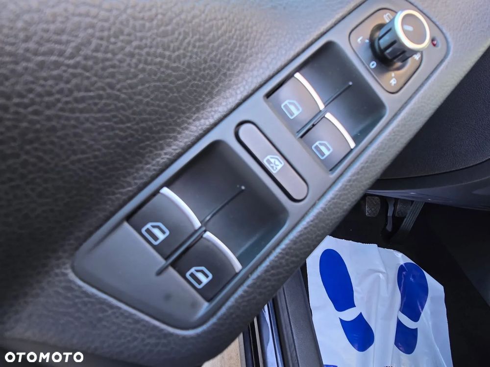 Volkswagen Tiguan - 11