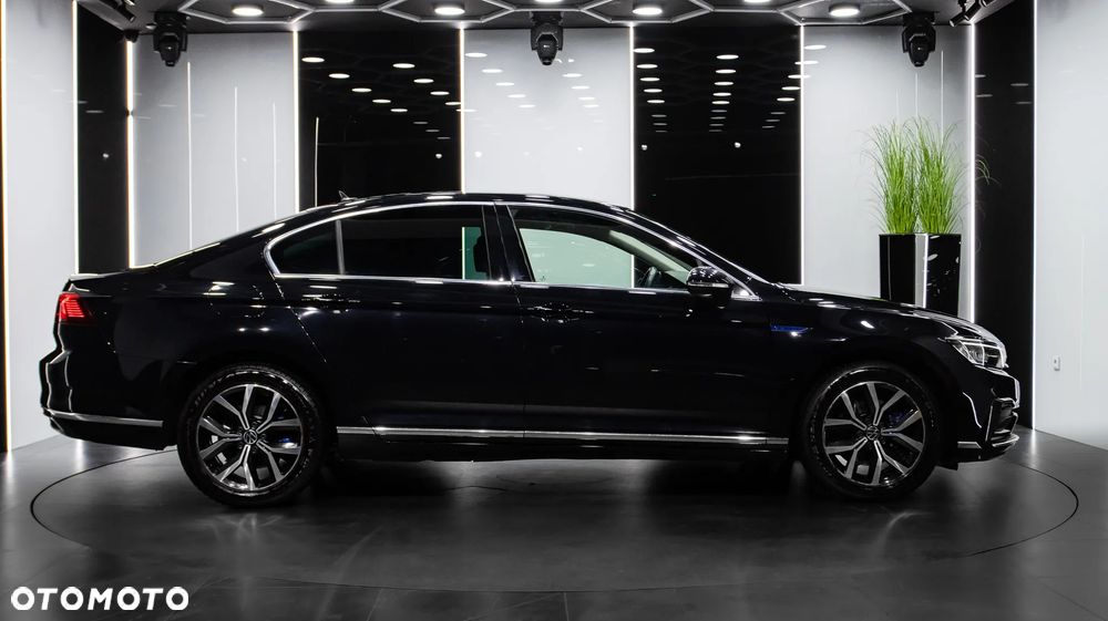 Volkswagen Passat 1.4 TSI Plug-In Hybrid GTE DSG - 10