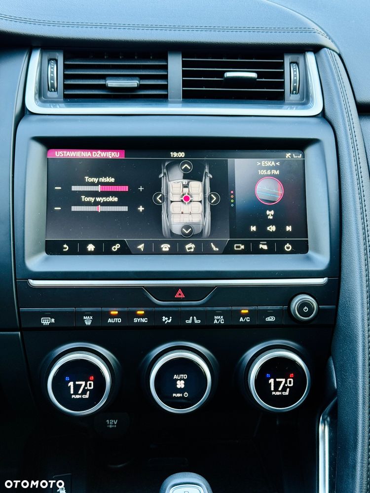 Jaguar E-Pace 2.0 i4P AWD R-Dynamic S - 8