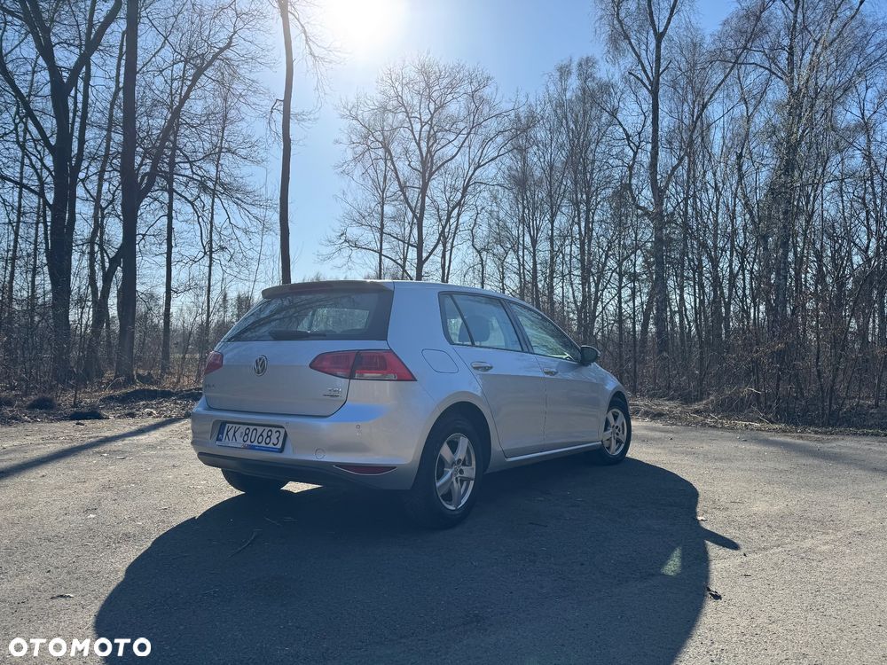 Volkswagen Golf 1.2 TSI BlueMotion Technology Comfortline - 4