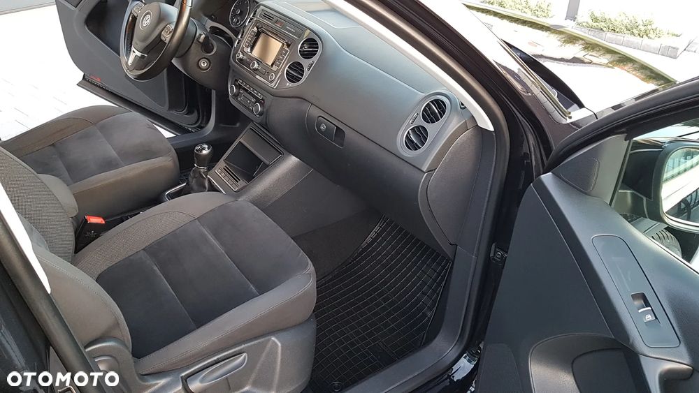 Volkswagen Tiguan - 9