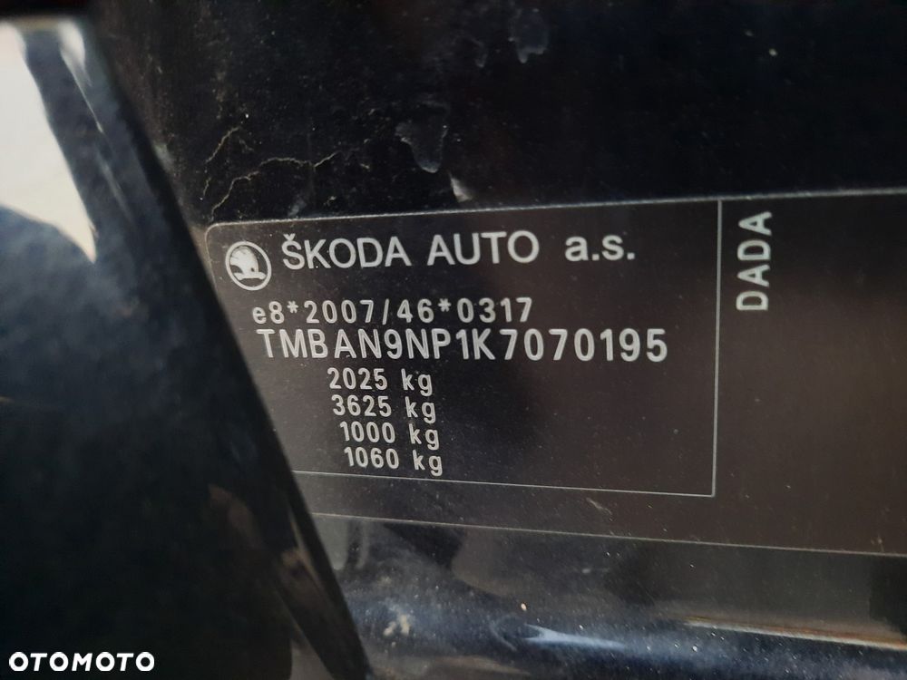 Skoda Superb 1.5 TSI L&K - 40