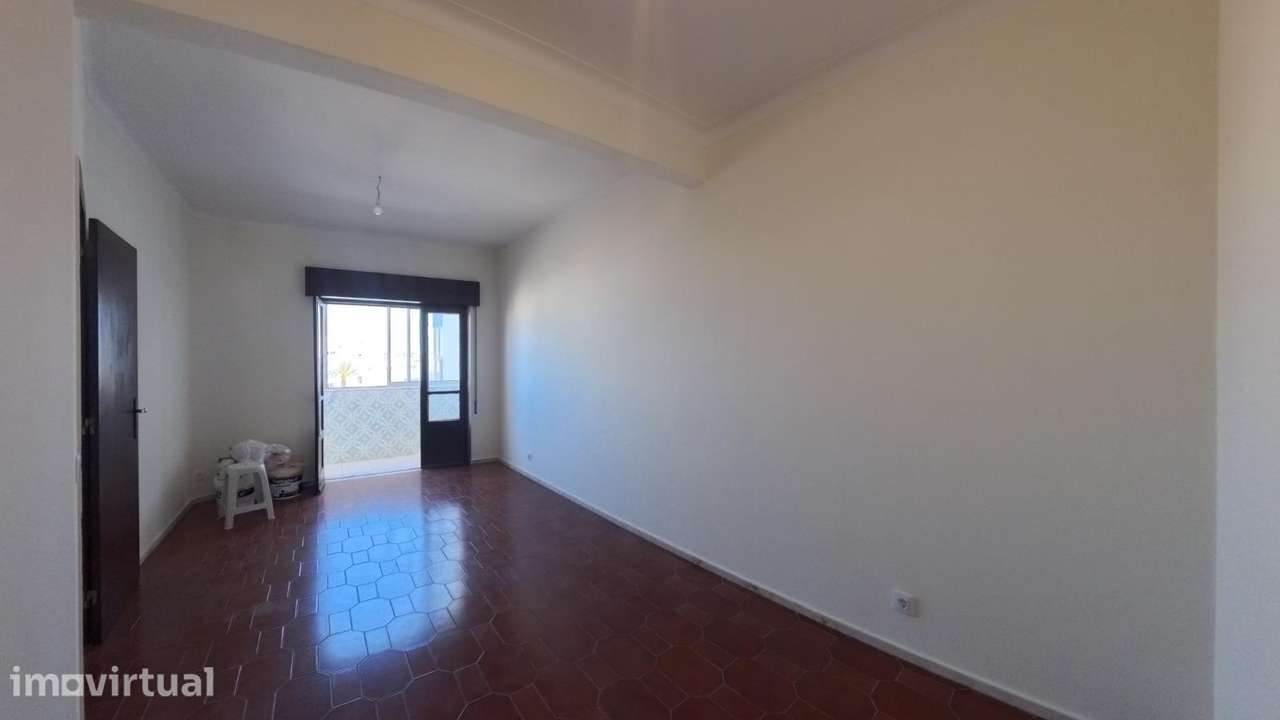Apartamento T2 em Portimão com varandas - Grande imagem: 5/20