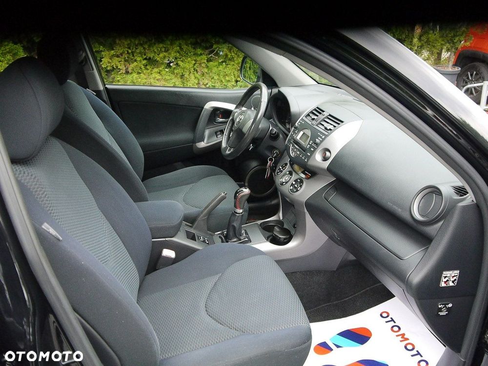 Toyota RAV4 2.0 VVT-i Luna - 23