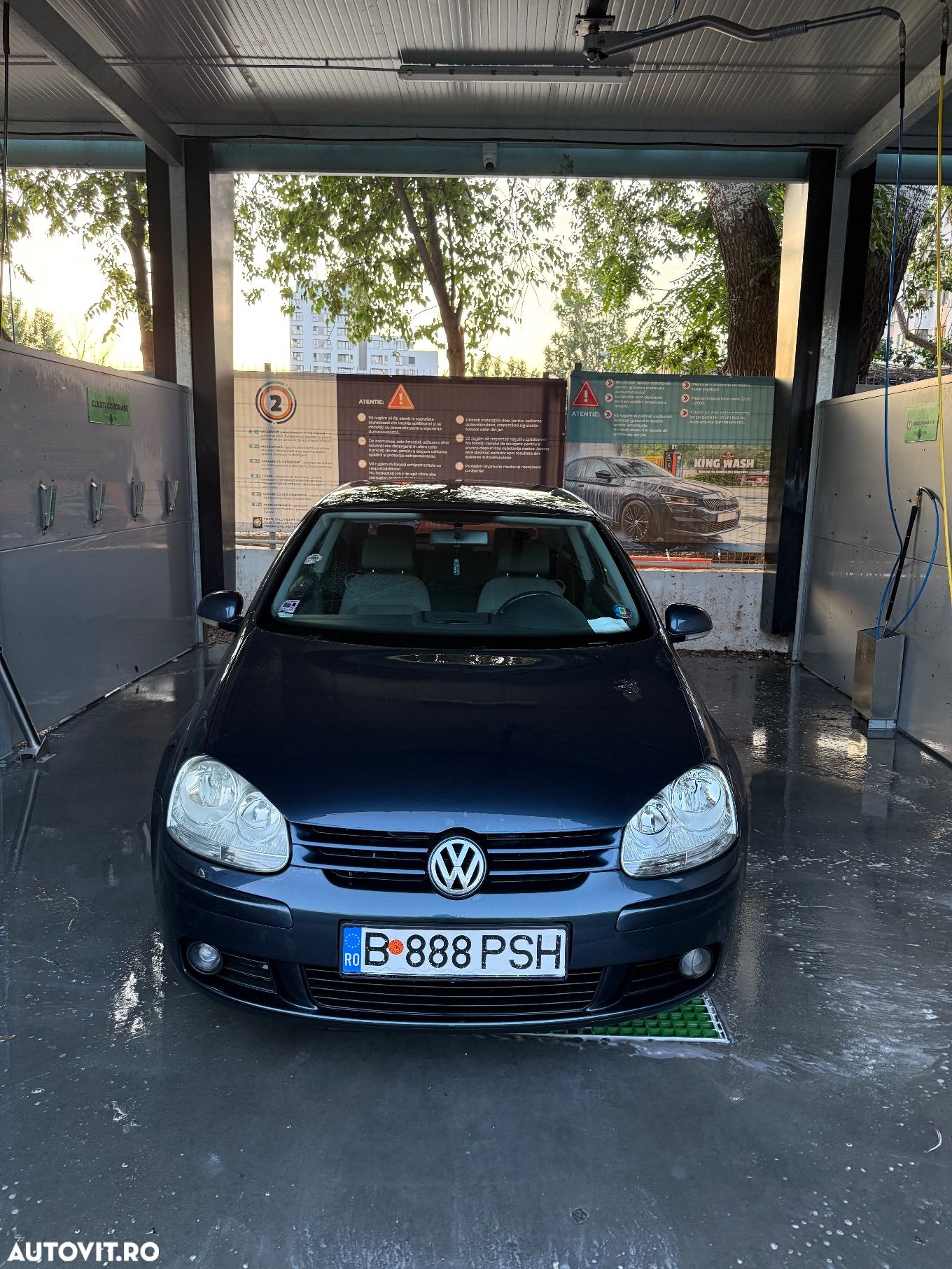 Volkswagen Golf 2.0 TDI Sportline - 1
