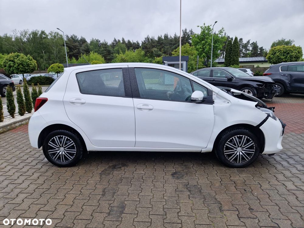 Toyota Yaris 1.0 Active EU6 - 5