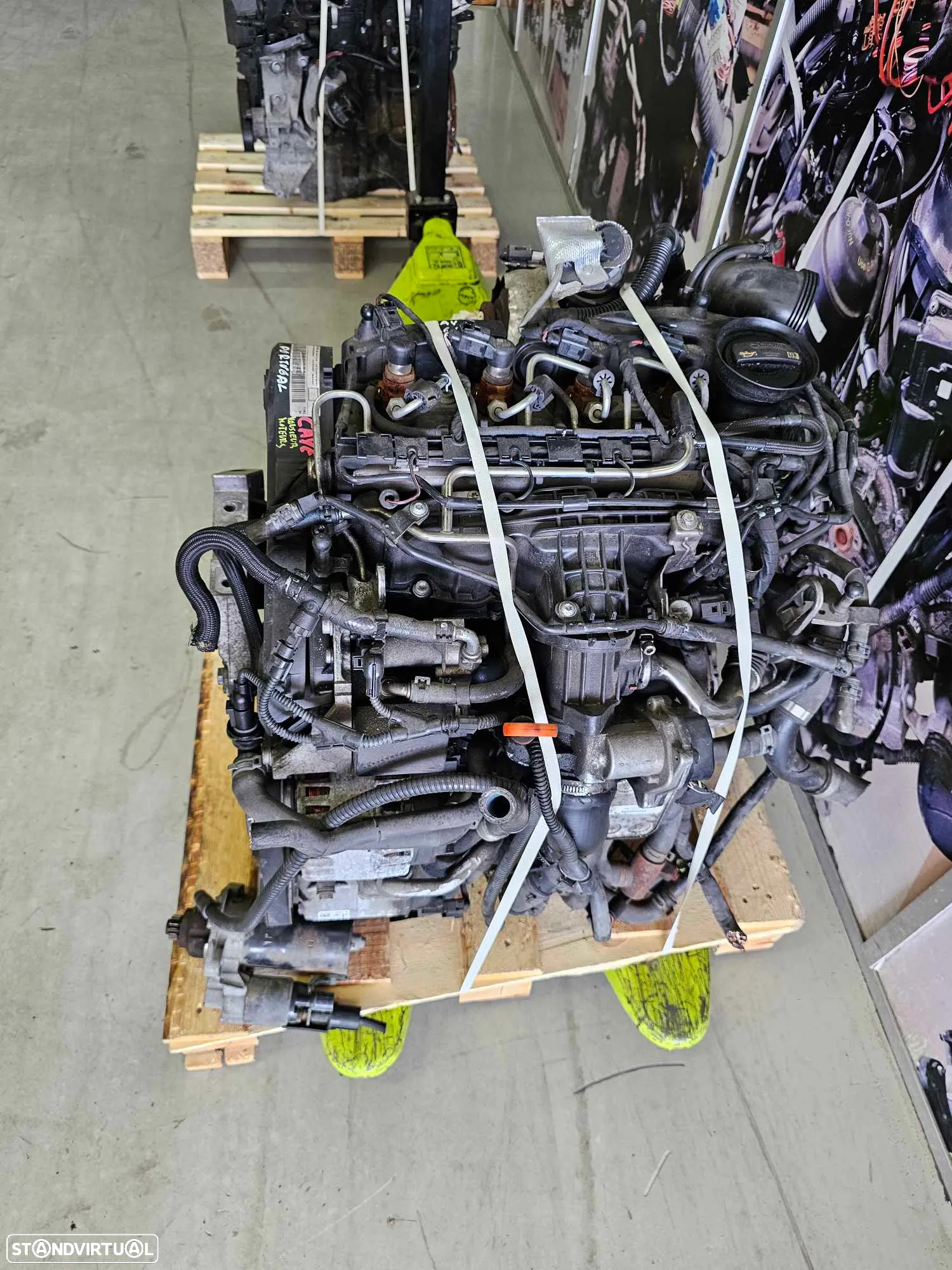 Motor Volkswagen Caddy 1.6 TDI 2012 de 75cv, ref CAYE - 2