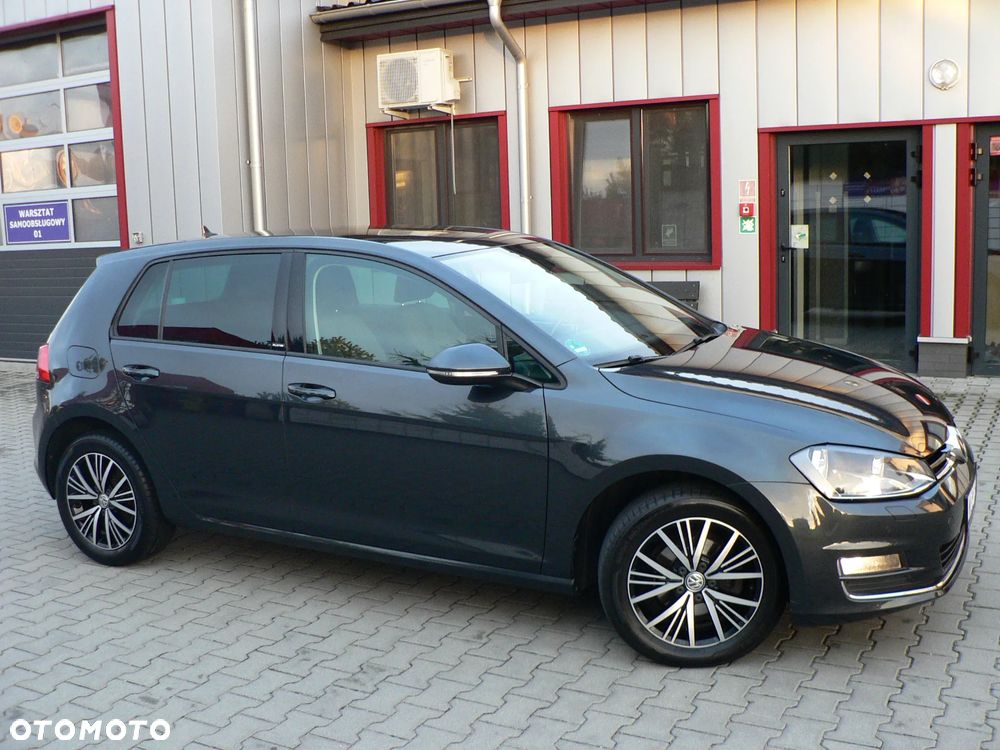 Volkswagen Golf 1.2 TSI BlueMotion Technology Allstar - 4