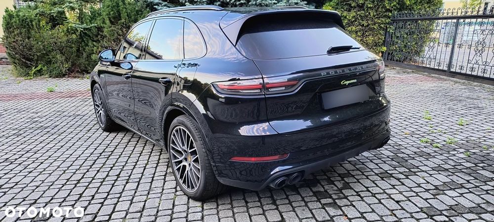 Porsche Cayenne Standard - 3