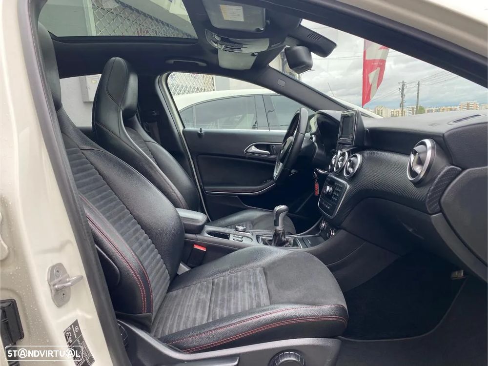 Mercedes-Benz A 180 CDI AMG Line - 17