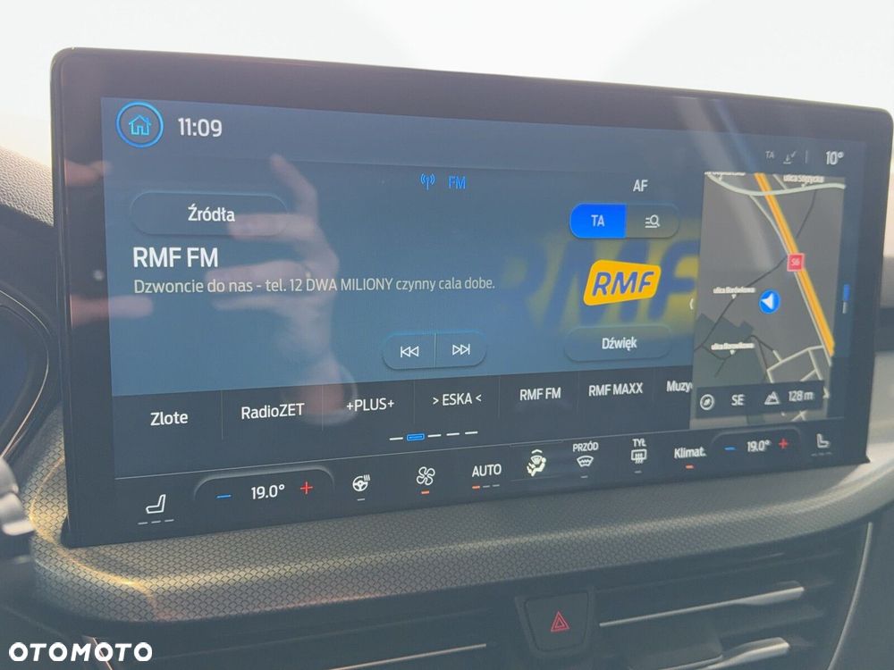 Ford Focus - 30