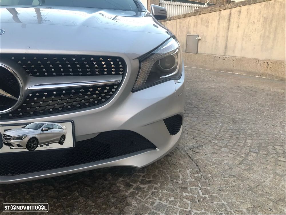 Mercedes-Benz CLA 180 d Shooting Brake Urban - 4