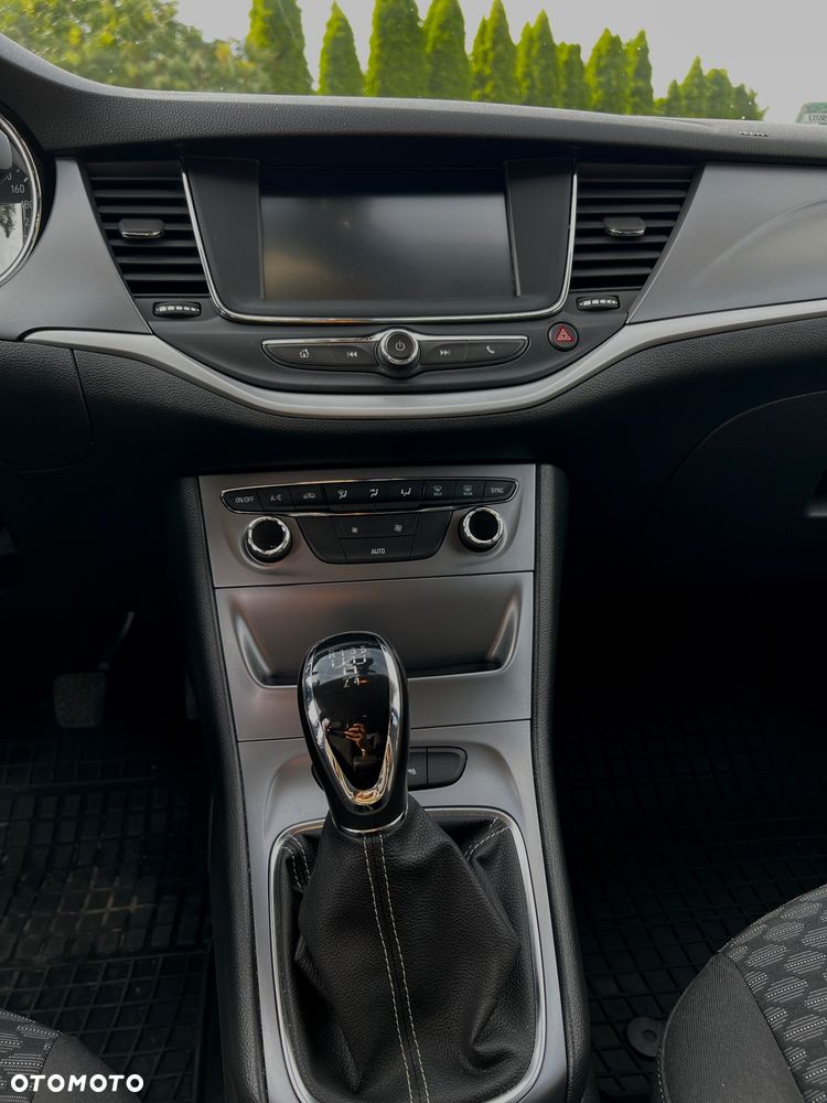 Opel Astra 1.4 Enjoy - 28