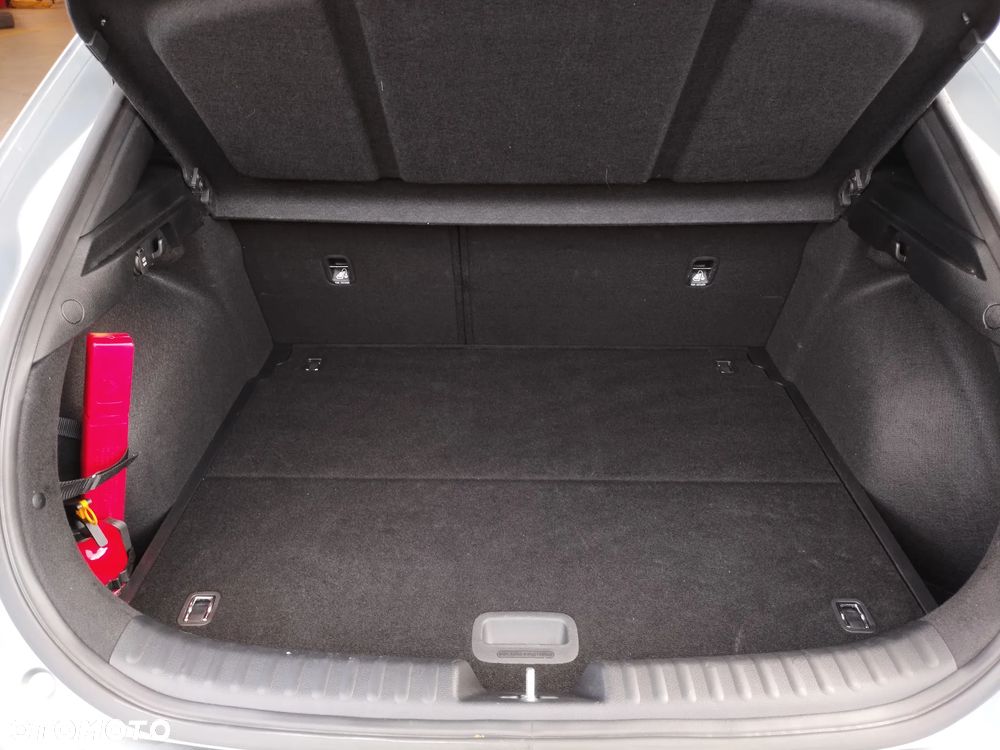 Kia XCeed 1.5 T-GDI M DCT - 17