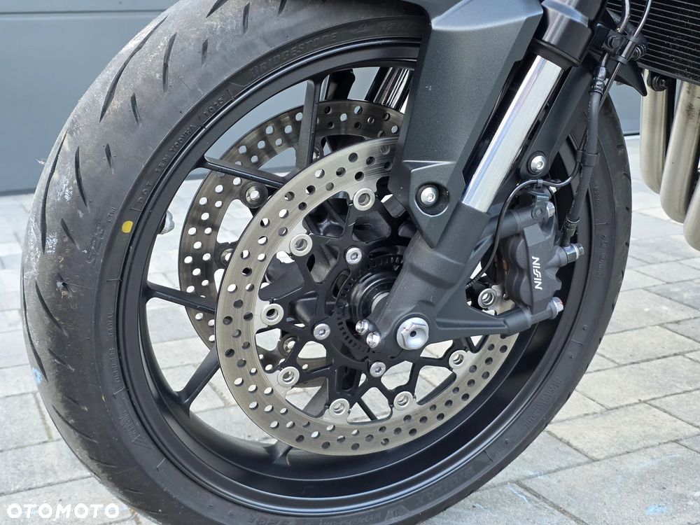 Honda CB - 29